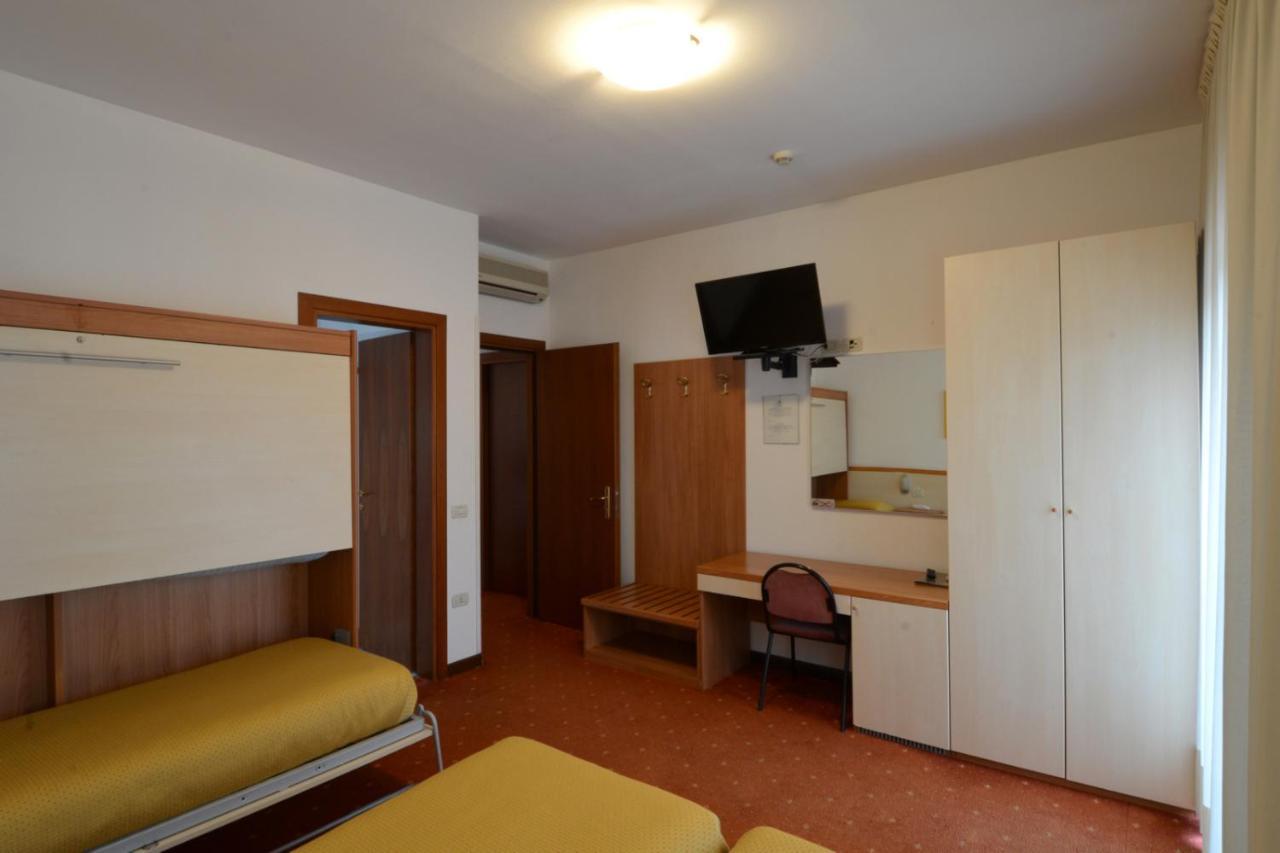 Hotel Due Ragni Вилорба Екстериор снимка